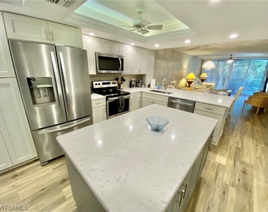 290 Naples Cove Drive - Photo Thumbnail 6