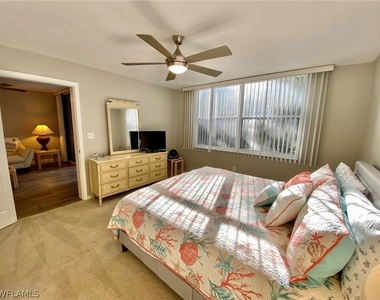290 Naples Cove Drive - Photo Thumbnail 18
