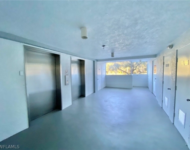 290 Naples Cove Drive - Photo Thumbnail 34