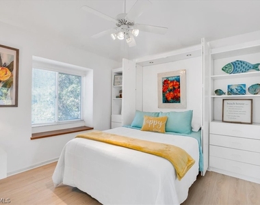 28712 Carmel Way - Photo Thumbnail 14