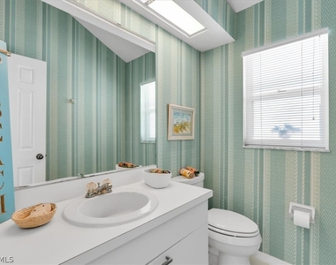 28712 Carmel Way - Photo Thumbnail 23