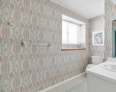 28712 Carmel Way - Photo Thumbnail 25