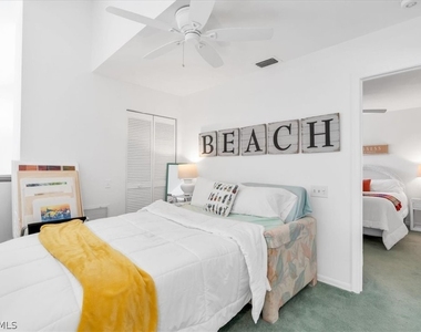 28712 Carmel Way - Photo Thumbnail 16