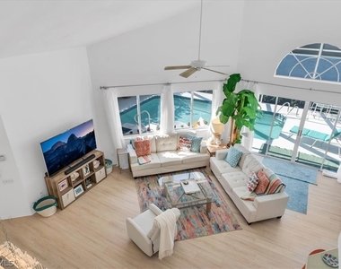 28712 Carmel Way - Photo Thumbnail 5