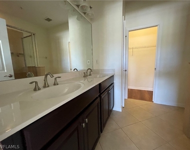 8560 Evernia Court - Photo Thumbnail 14