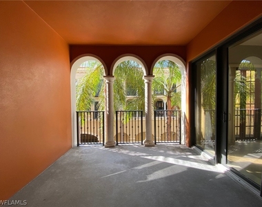 8010 Via Sardinia Way - Photo Thumbnail 14