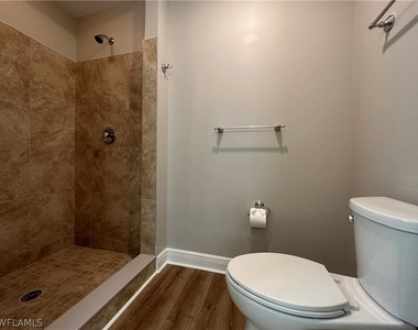 8010 Via Sardinia Way - Photo Thumbnail 10