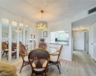 300 Forest Lakes Boulevard - Photo Thumbnail 12