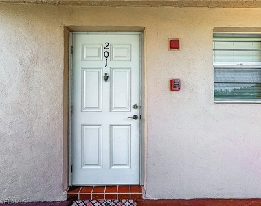 300 Forest Lakes Boulevard - Photo Thumbnail 3