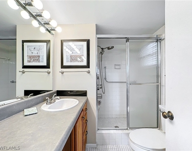 300 Forest Lakes Boulevard - Photo Thumbnail 28