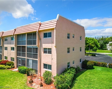 300 Forest Lakes Boulevard - Photo Thumbnail 34