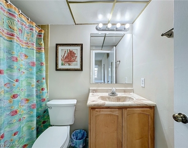 300 Forest Lakes Boulevard - Photo Thumbnail 23