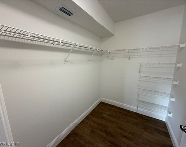 2226 Arbour Walk Circle - Photo Thumbnail 11