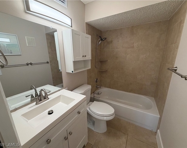 2094 Arbour Walk Circle - Photo Thumbnail 15