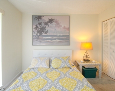 239 Palm Drive - Photo Thumbnail 18