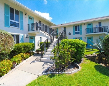 239 Palm Drive - Photo Thumbnail 1