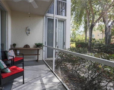 2265 Hidden Lake Drive - Photo Thumbnail 16