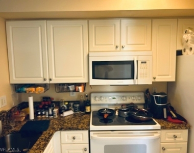1280 Wildwood Lakes Boulevard S - Photo Thumbnail 3