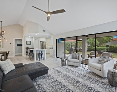 714 Reef Point Circle - Photo Thumbnail 4