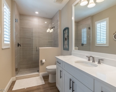16375 Viansa Way - Photo Thumbnail 19