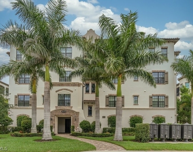 16375 Viansa Way - Photo Thumbnail 31