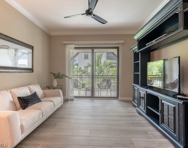 16375 Viansa Way - Photo Thumbnail 13