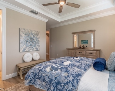 16375 Viansa Way - Photo Thumbnail 18
