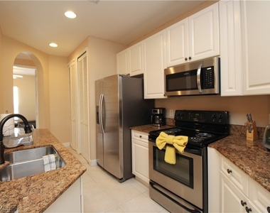 1360 Sweetwater Cove - Photo Thumbnail 6