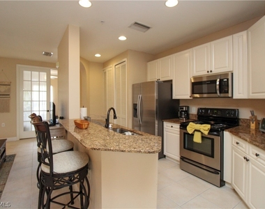 1360 Sweetwater Cove - Photo Thumbnail 5