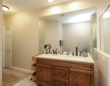 1360 Sweetwater Cove - Photo Thumbnail 19