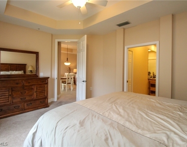 1360 Sweetwater Cove - Photo Thumbnail 15