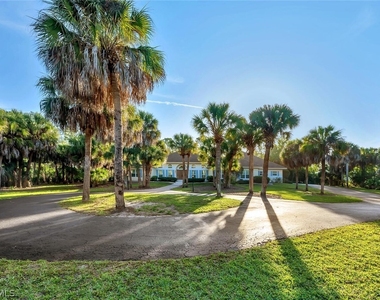 3110 70th Street Sw - Photo Thumbnail 2