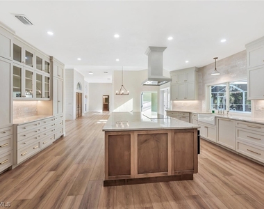 3110 70th Street Sw - Photo Thumbnail 16