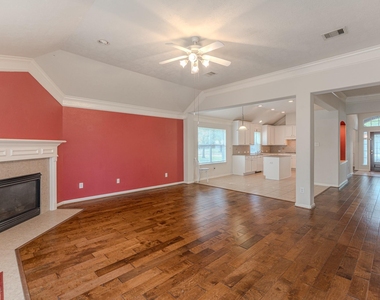 6618 Trenton Lake Lane - Photo Thumbnail 14