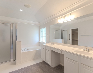6618 Trenton Lake Lane - Photo Thumbnail 19