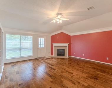 6618 Trenton Lake Lane - Photo Thumbnail 13