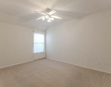 6618 Trenton Lake Lane - Photo Thumbnail 23