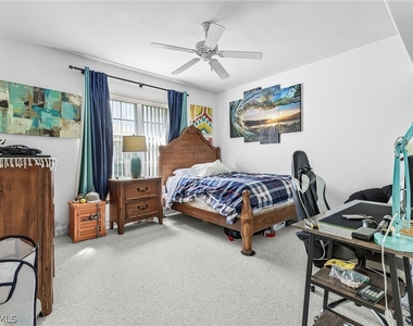 2031 Teagarden Lane - Photo Thumbnail 14