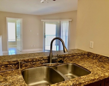 150 Santa Clara Drive - Photo Thumbnail 8