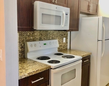 150 Santa Clara Drive - Photo Thumbnail 6