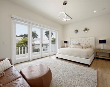 215 3rd Avenue N - Photo Thumbnail 30