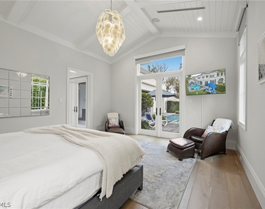 215 3rd Avenue N - Photo Thumbnail 12