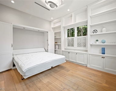 215 3rd Avenue N - Photo Thumbnail 17