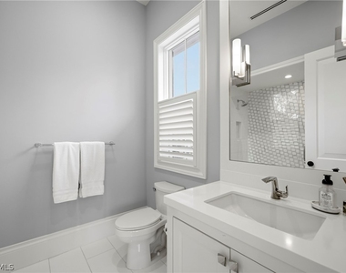 215 3rd Avenue N - Photo Thumbnail 35