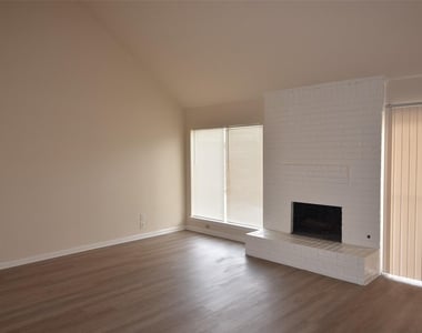 14410 Muirfield Lane - Photo Thumbnail 31