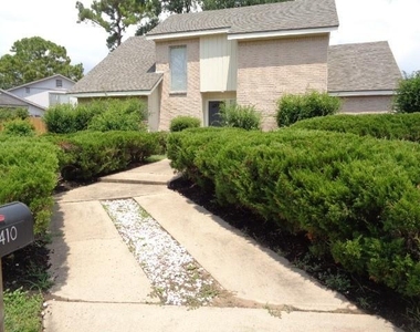 14410 Muirfield Lane - Photo Thumbnail 2