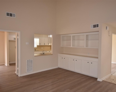 14410 Muirfield Lane - Photo Thumbnail 33