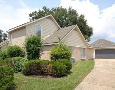 14410 Muirfield Lane - Photo Thumbnail 3