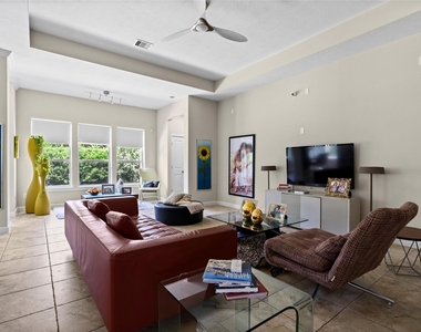 31503 Reston Cliff Court - Photo Thumbnail 4