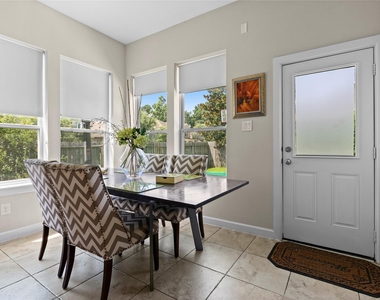 31503 Reston Cliff Court - Photo Thumbnail 10